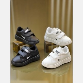 حذاء  NIKE