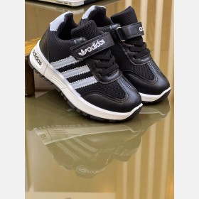 حذاء ADIDAS