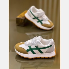 حذاء ASICS