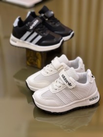 حذاء ADIDAS